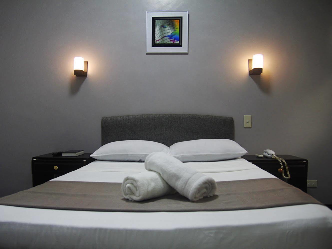Catanduanes Midtown Inn Virac Esterno foto